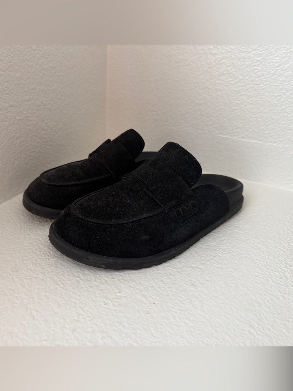 Slip-On Mule Loafers – Women’s EU 40